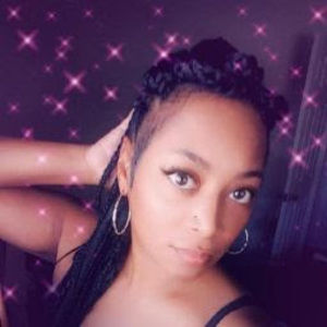 Meet your Posher, Ebony